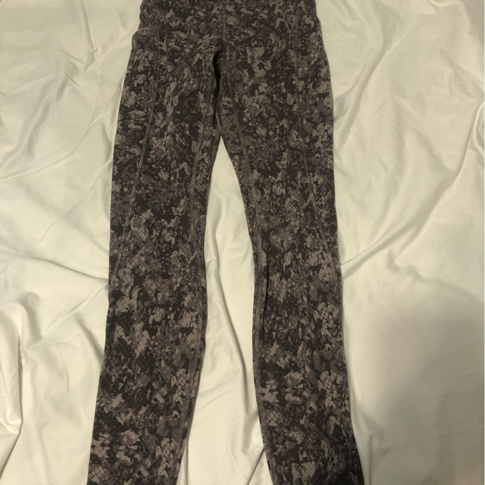 Lululemon Align High Rise with Pockets 4